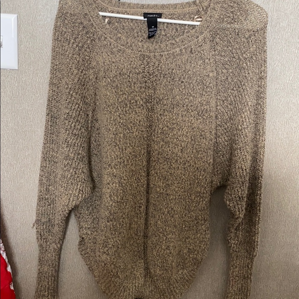 Rue 21 pullover sweater
